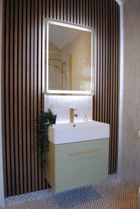 Cosy Renovated House In Warrington Villa Kültér fotó
